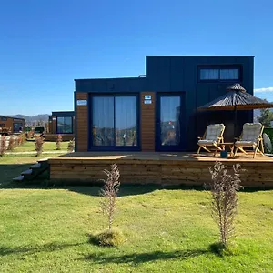  Hotel Lavira Tiny House Village Turquie